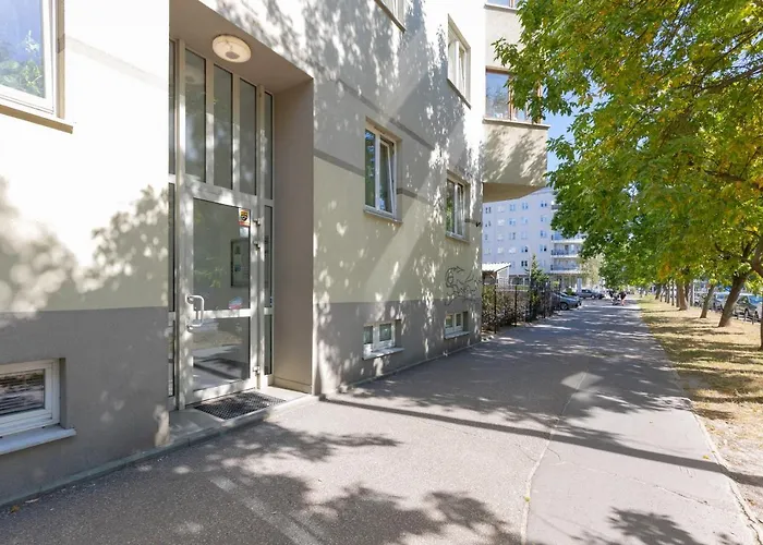 Belgradzka Apartment Warsaw by Renters