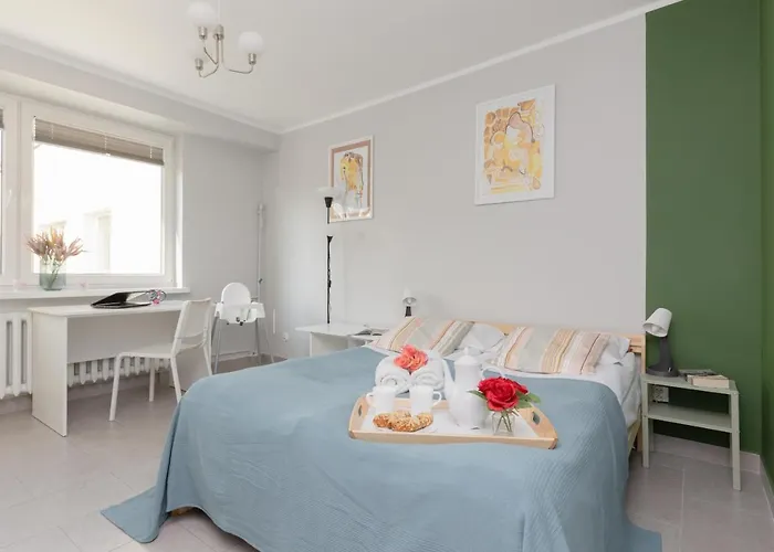 Warsaw Apartment Dolinka Batuty by Noclegi Renters