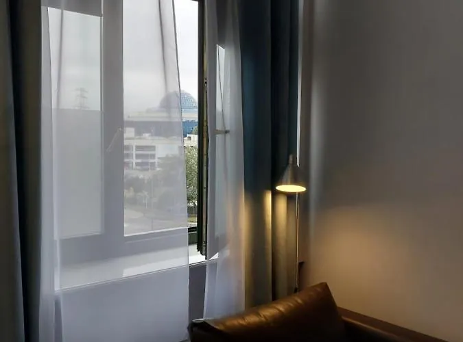 Pinto Guest Rooms Варшава, Польща