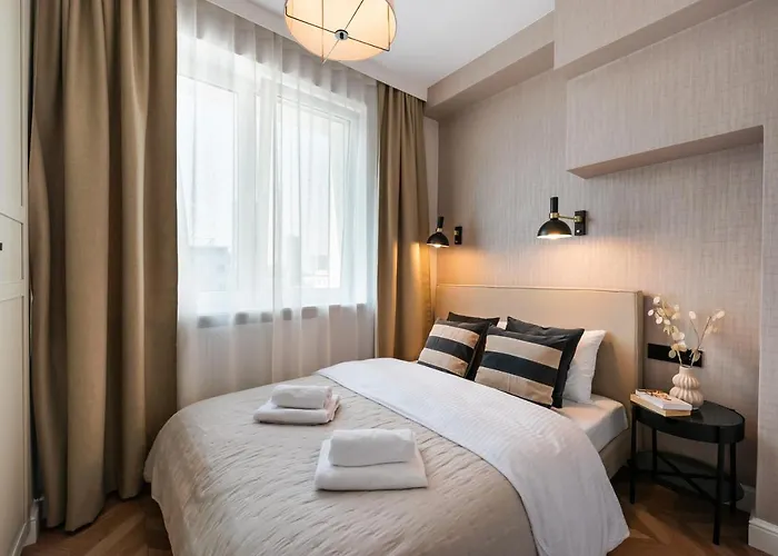 Remarkable City Centre Apartment By Bookinghost Warszawa, Polska