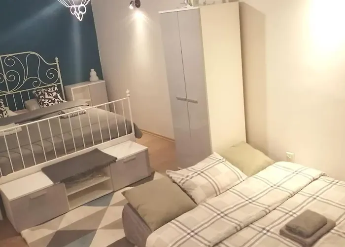 Apartament Charming Flat In A Great Location Warszawa, Polska