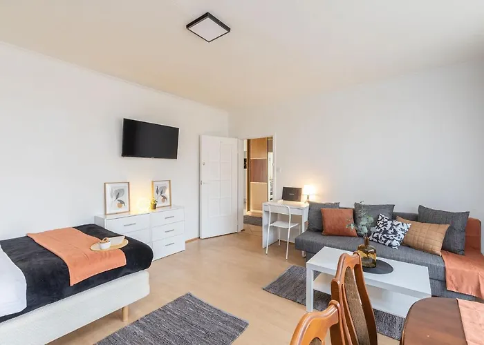 Room, Pirenejska 20 Cozy Rooms Варшава, Польща
