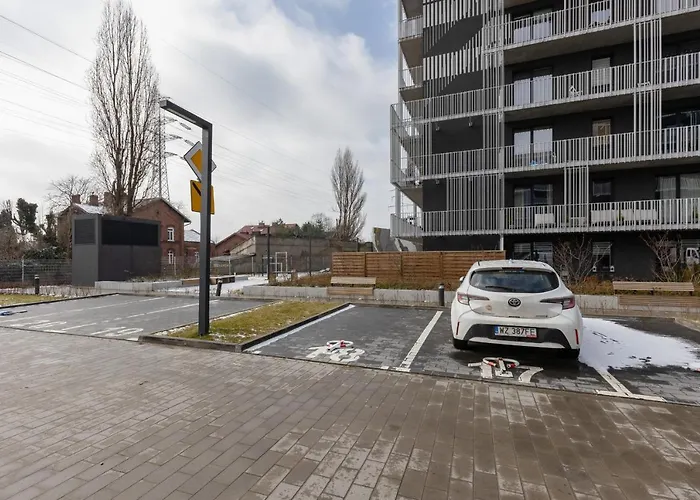 Stacja Wola Apartments With Parking By Noclegi Renters Варшава, Польща