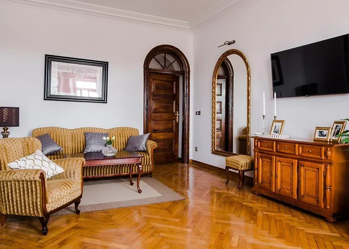 Halby Luxury Rooms Chmielna 73B