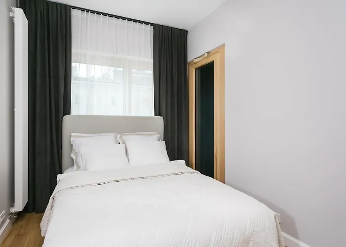 Urban Chic - Luxury Stay At Mennica Residence Varsavia, Polonia