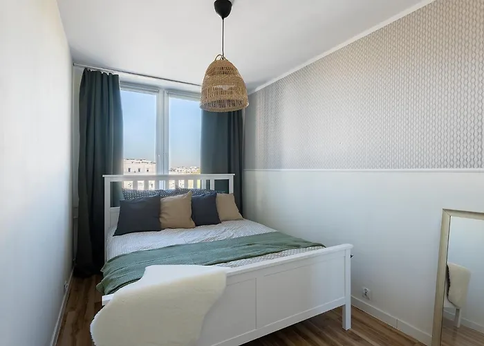 Maklakiewicza 17 - 700M Od Szpitala Mswia - 4Km Do Lotniska Chopina - Maly Balkon - Piekny Widok Na Centrum Warszawy Варшава, Польща