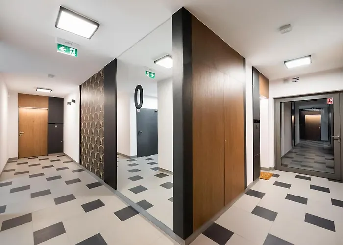 Zupnicza Green Praga Apartment By Bookinghost Варшава, Польща