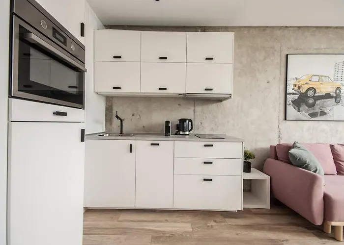 Unique Studio With Stunning View & Netflix Varsovia, Polonia