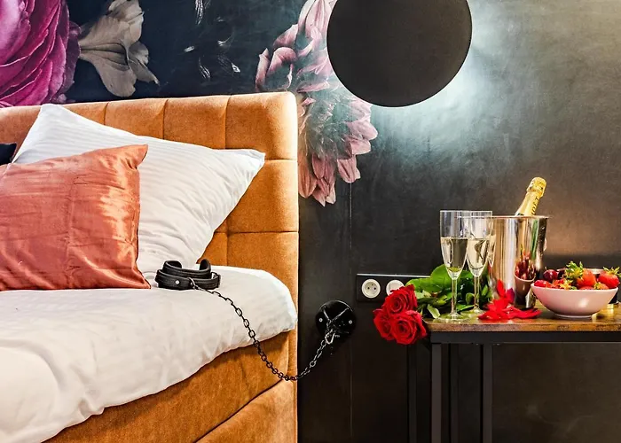 Secret Garden Apartment
