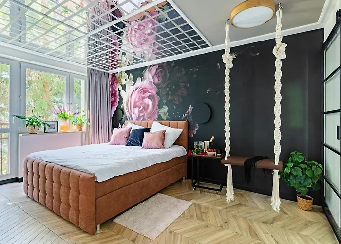 Secret Garden Apartment