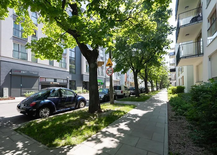 Wola Skwer Happy Apartment By Bookinghost Warszawa, Polska