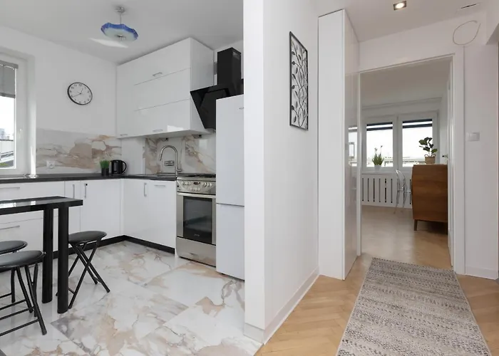 Elegant Warsaw Apartment With Ac 550 M To Copernicus Science Centre By Noclegi Renters, Polska