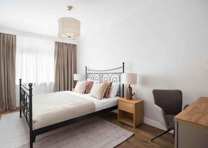 Metro Kabaty Elegant Apartment By Bookinghost Warszawa, Polska