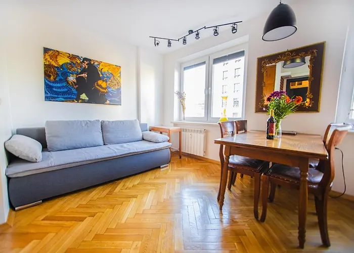 Charming Apt Next To Lazienki Park And City Center Warszawa, Polska