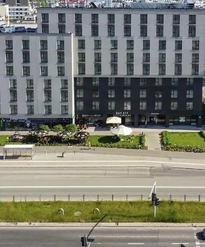 Good Wolska Residence Warszawa, Polska