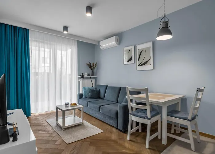 Warsaw Airport Studio With Private Terrace, Польща