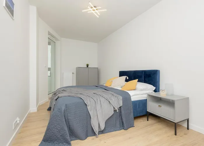 Goodnight Apartments Bialoleka With 2 Bedrooms & Parking By Noclegi Renters Варшава, Польща