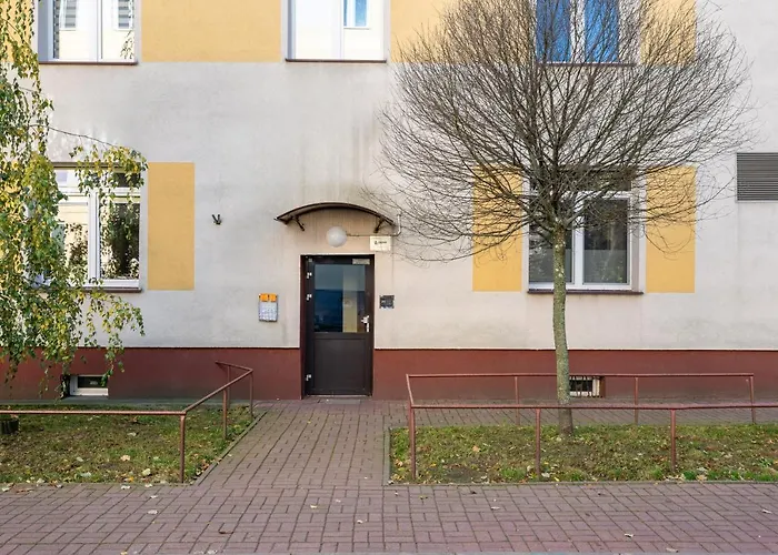 Ochota Siewierska Modern Apartment by BookingHost Warszawa, Polska