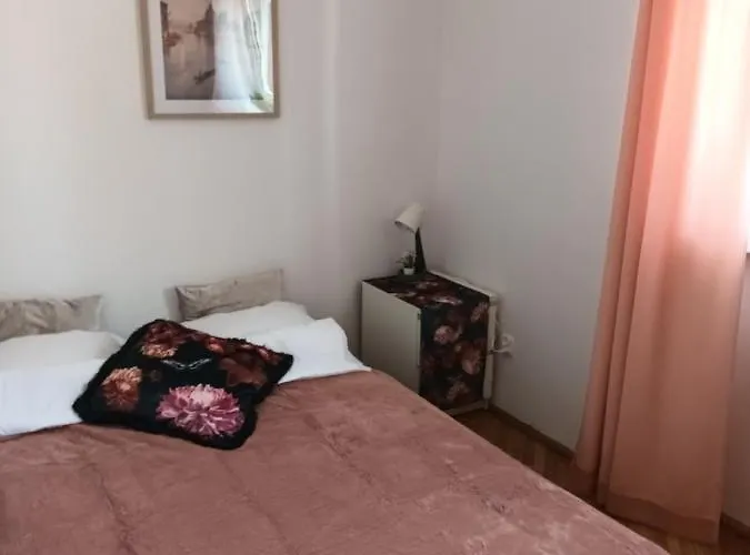 Apartament Złota 67 Warszawa, Polska
