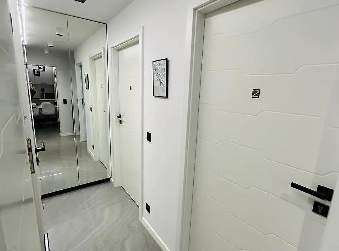 Warsaw City Center Rooms, Polonia
