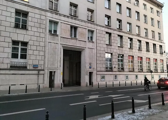 B10 Apartament Premium Wiejska2-Sejm Варшава, Польща