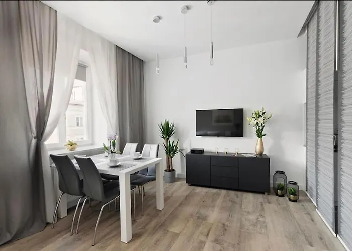 Nowy Swiat 60 - 170 M Do Metra - Prywatne Mieszkanie W Centrum Warszawy - Better Rental Varsovia, Polonia