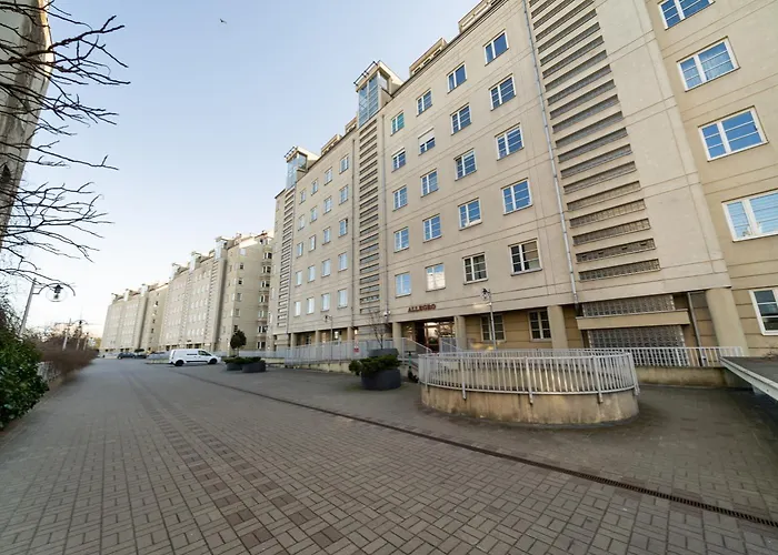 23 Mgr Rooms Sonata Warszawa, Polska