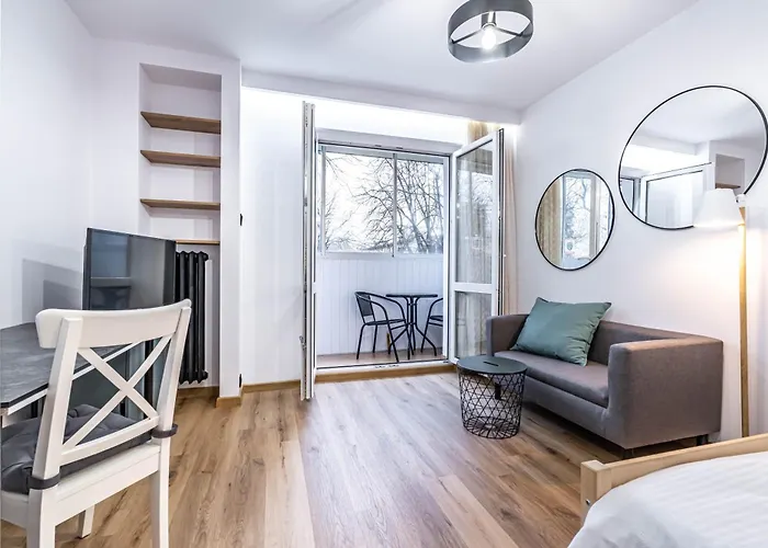 Modern Studio Close To The Metro Warszawa, Polska