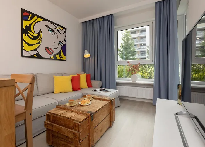 Żoliborz Artystyczny Apartment with Parking by Noclegi Renters Warszawa, Polska