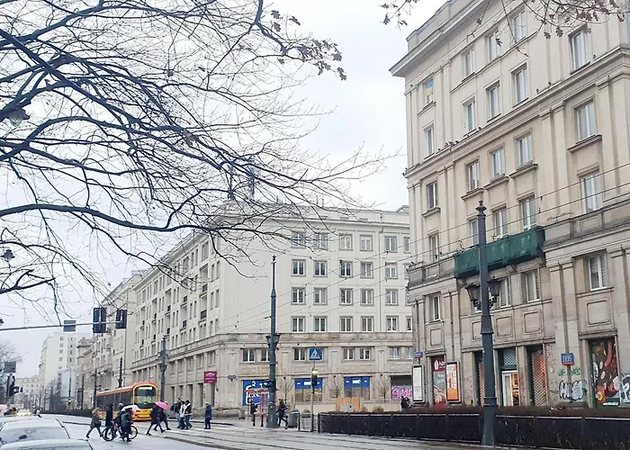 City Center Apartment Near Public Swimming Pool Warszawa, Polska