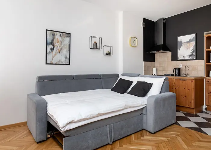 Warsaw Old Town Fashioned Apartment Rycerska By Noclegi Renters, Польща