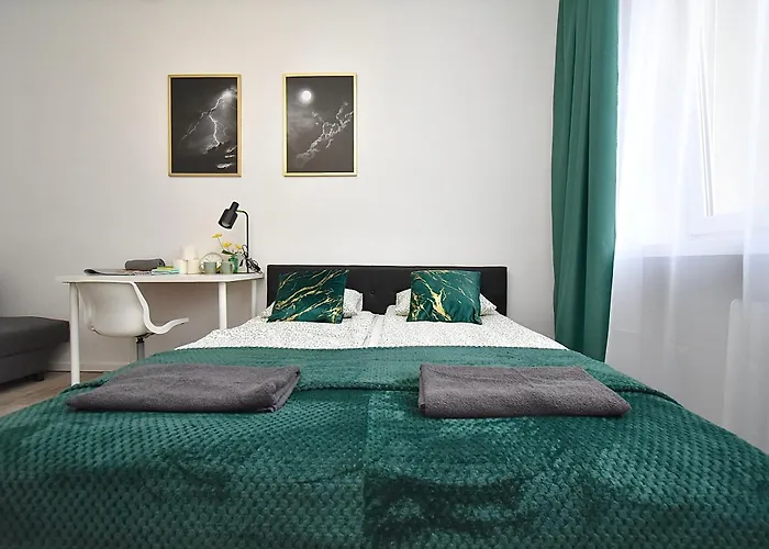 Rental Apartments Aleja Niepodległości Warszawa, Polska