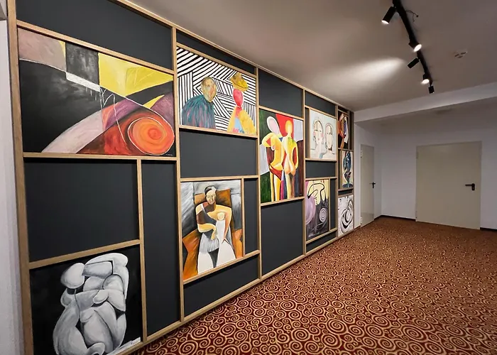 Centrum Konferencyjno-Apartamentowe Mrówka Warszawa, Polska