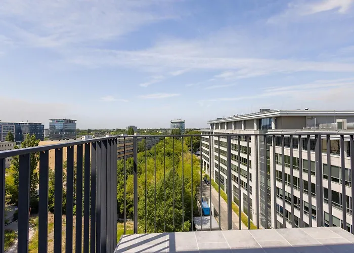 Central House Apartments Варшава, Польща