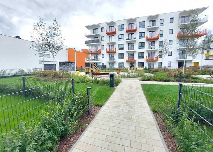 Lux 2 Pokojowe Apartment In Warszawa Z Bezplatnym Podziemnym Parkingem, Польща