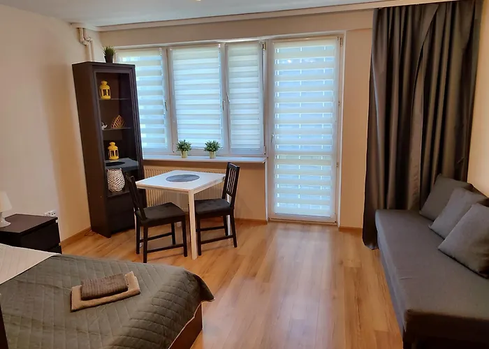 Top Apartamenty Centrum - Metro Rondo Onz Warsaw, Poland