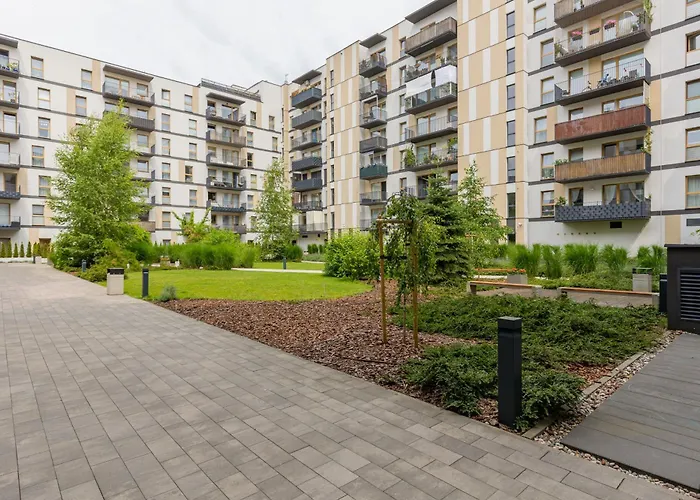 Metro Bielany Apartments By Noclegi Renters Warszawa, Polska