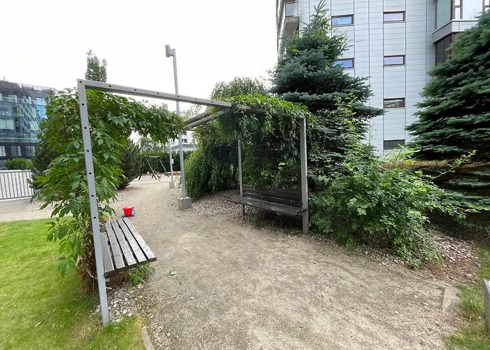 Triton Park Apartaments Warszawa, Polska