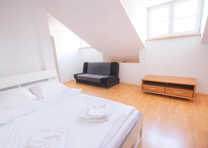 Apartamento Podwale Str Large Flat In The Heart Of Old Town Varsovia, Polonia
