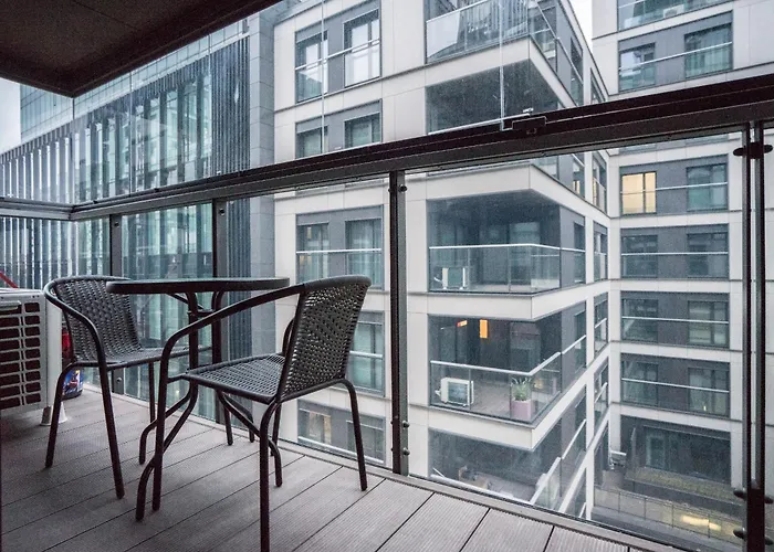 Vipwarsawapartments Cytryn Mennica Residence, Польща