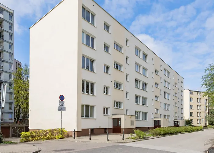 Schillera Apartments Warsaw By Noclegi Renters, Польща