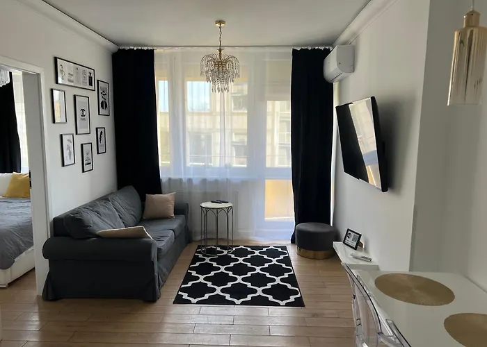 Grand Theatre Prime Apartment By Bookinghost Warszawa, Polska