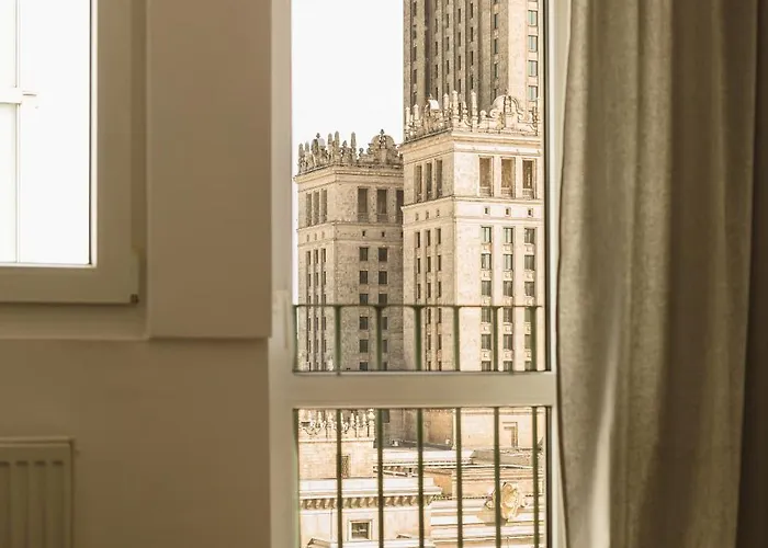 I Love Warsaw Apartments, Polonia