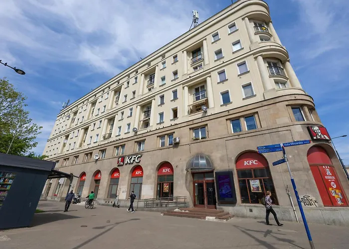 J&W Apartments Studio Solidarnosci Варшава, Польща