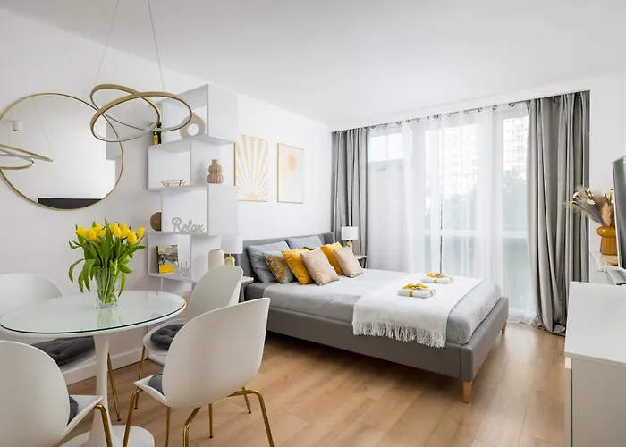 Gold Premium Central Suite 950 M To Central Station Parking Warszawa, Polska