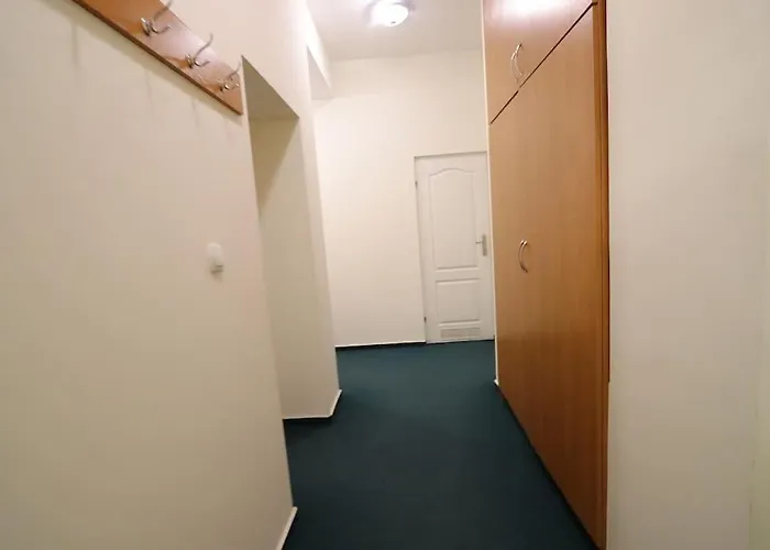 Fantastic Waw - Ns42 Room P Warszawa, Polska