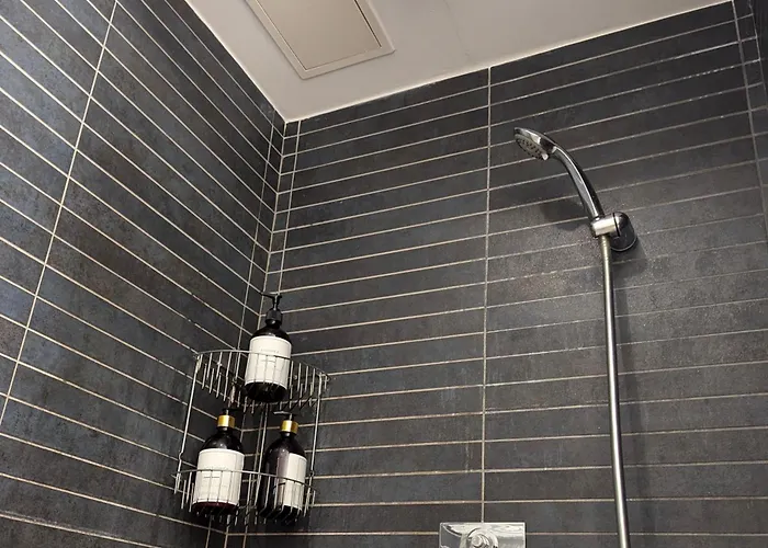 Bella Luna Luxury Suites - Spacious 1BR in Old Town Varsavia, Polonia