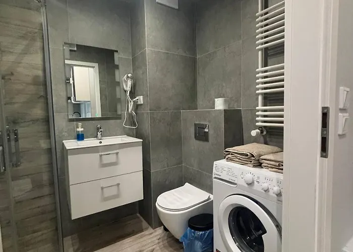 Space A104 Варшава, Польща