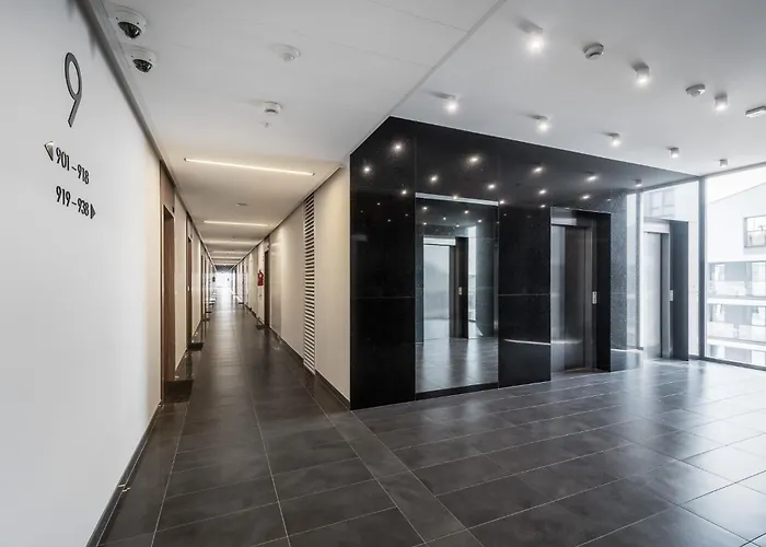 Prymasa Tysiaclecia 83A City Center View Free Garage By Perfect Apart 920 Варшава, Польща