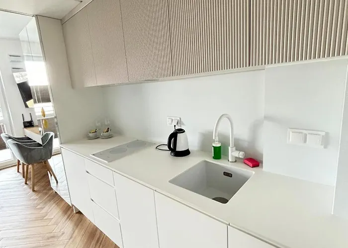 Apartamenty 24H Pileckiego Варшава, Польща